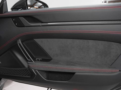 Used 2026 Porsche 911 GT3 image 39