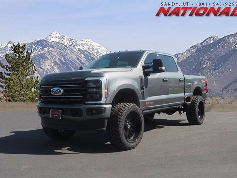 Used 2025 Ford F350 Platinum image 1