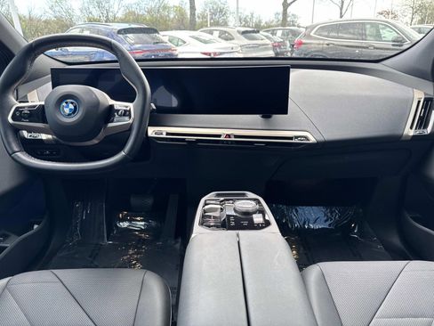 Certified 2024 BMW iX xDrive50 w/ Sport Package AWD/4WD image 15