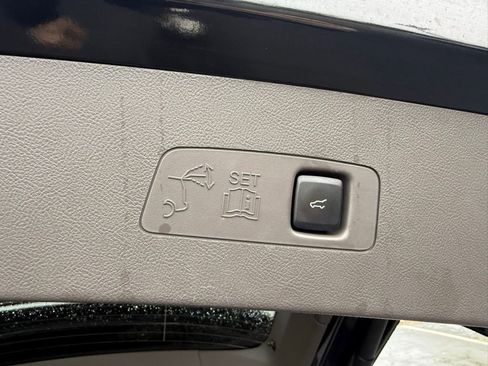 Used 2023 Lincoln Corsair AWD w/ Equipment Group 101A image 40