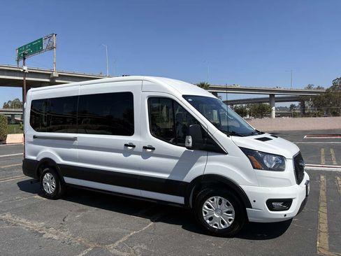 Used 2025 Ford Transit 350 XLT RWD image 42