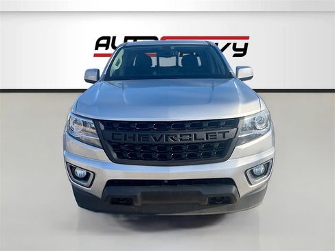 Used 2020 Chevrolet Colorado Z71 image 2