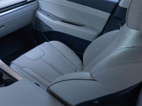 Used 2025 Hyundai Palisade Calligraphy image 27