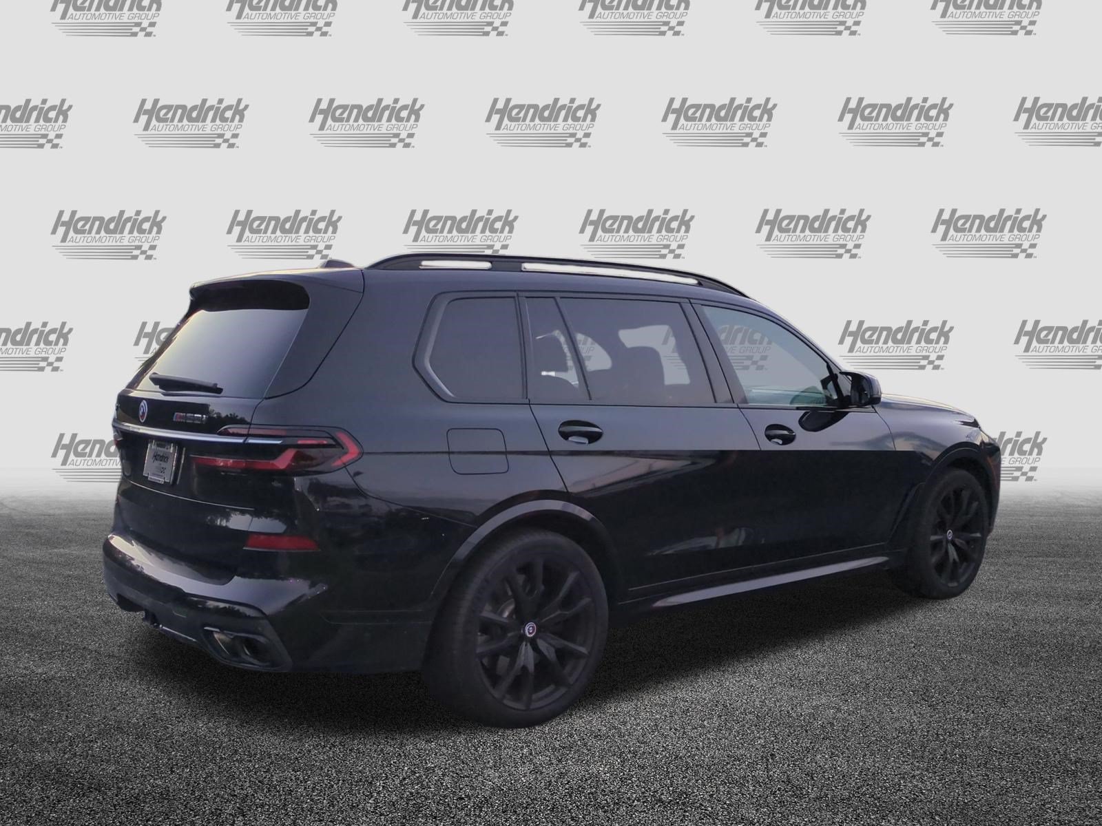 Used 2023 BMW X7 M60i AWD/4WD image 10