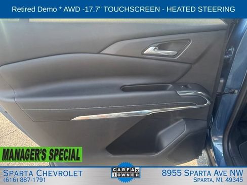 Used 2025 Chevrolet Traverse LT AWD/4WD image 24