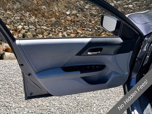 Used 2014 Honda Accord LX image 20
