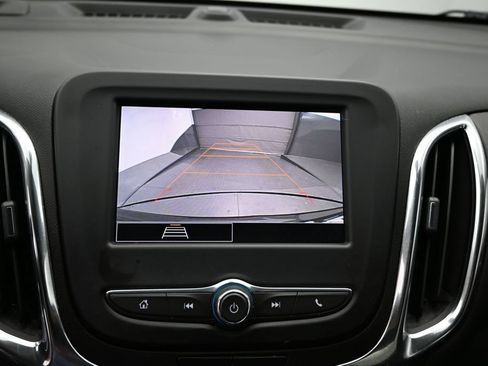Used 2023 Chevrolet Equinox LT FWD image 17