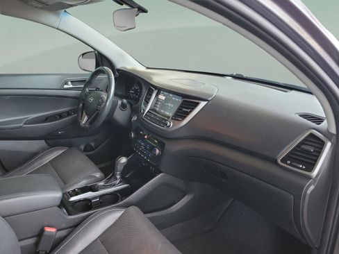 Used 2018 Hyundai Tucson Limited image 25
