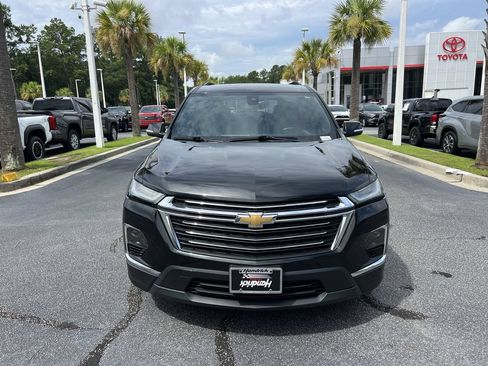 Used 2022 Chevrolet Traverse LT AWD/4WD image 3