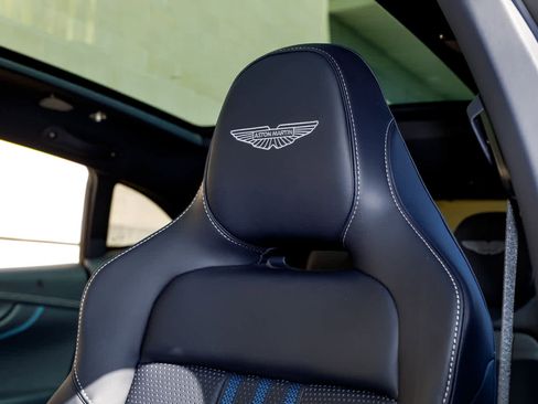 Used 2025 Aston Martin DBX 707 image 5