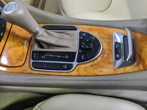 Used 2008 Mercedes-Benz SL 550 image 19