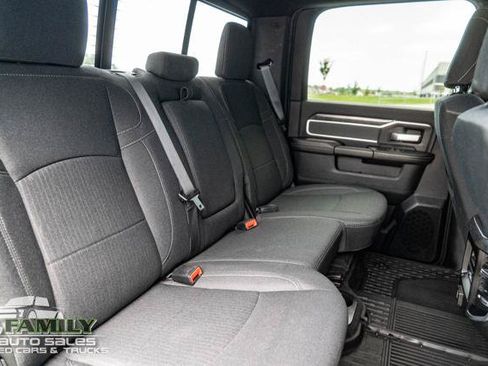 Used 2021 RAM 2500 Big Horn w/ Level B Equipment Group AWD/4WD image 30