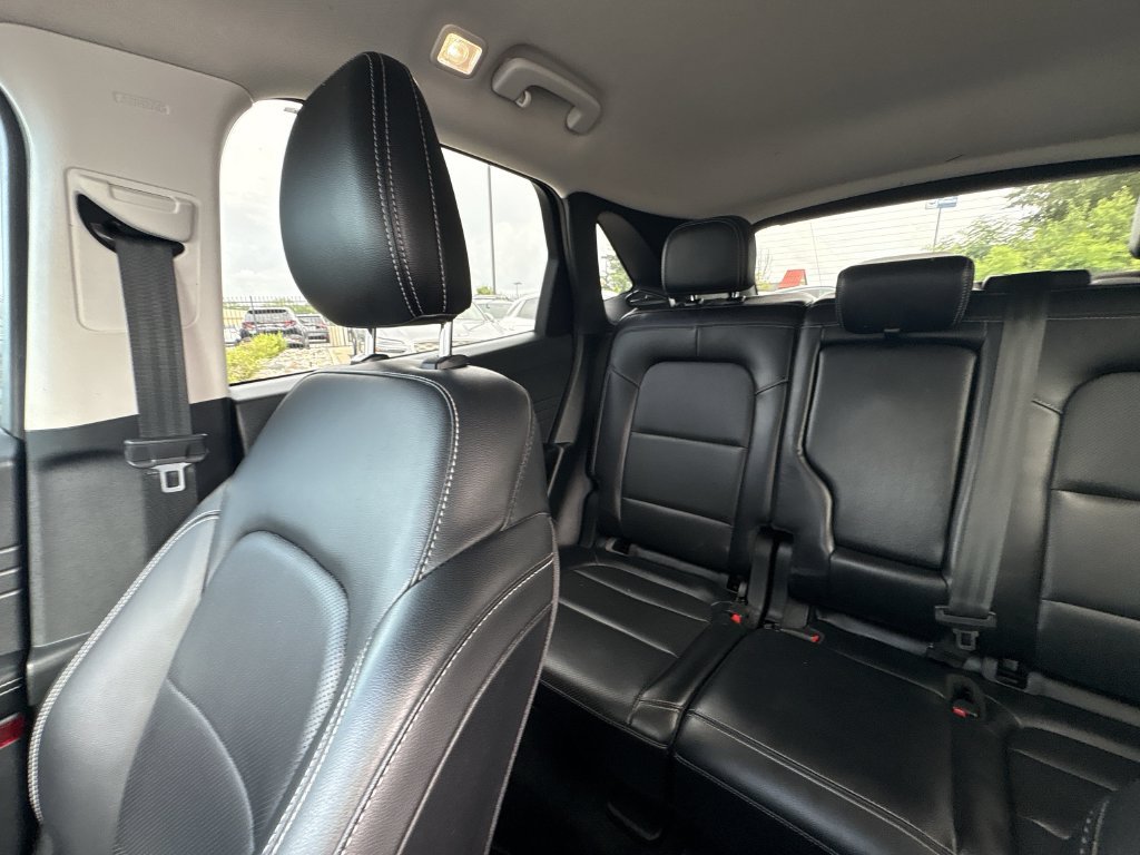 Used 2021 Ford Escape SEL FWD image 12