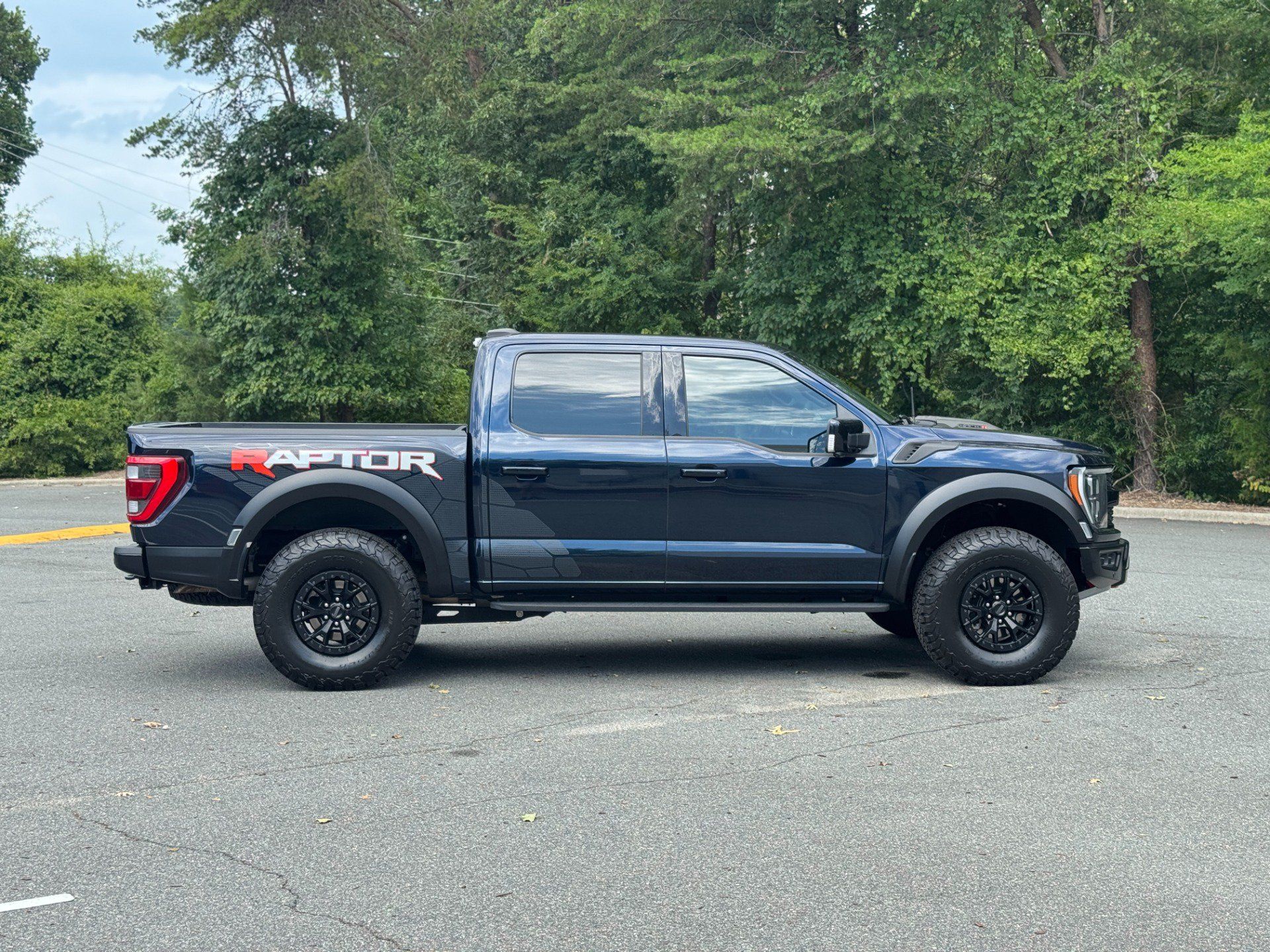 Used 2023 Ford F150 Raptor w/ Equipment Group 802A Raptor R AWD/4WD image 14