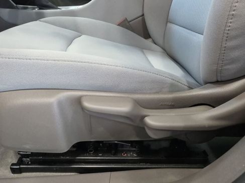 Used 2022 Chevrolet Malibu LS FWD image 17