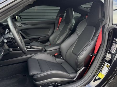 Used 2026 Porsche 911 Carrera GTS image 5