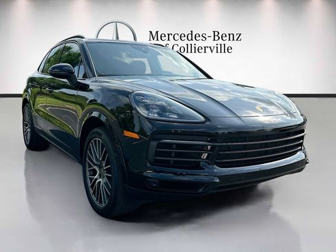 Used 2023 Porsche Cayenne S Platinum w/ Premium Package Plus AWD/4WD image 3