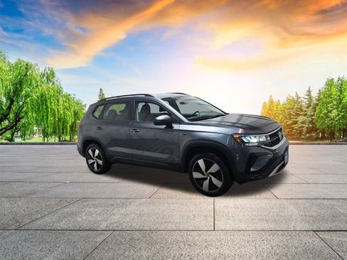 Certified 2024 Volkswagen Taos S image 2