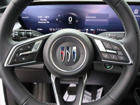 New 2025 Buick Enclave Sport Touring w/ Power Package image 33