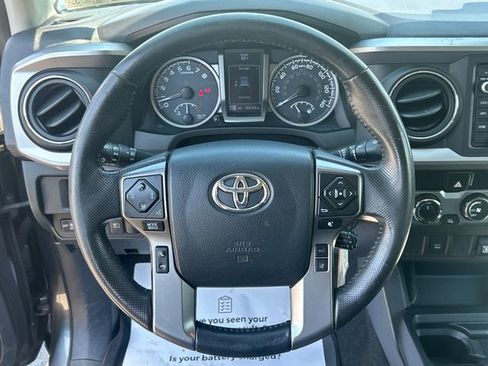 Used 2019 Toyota Tacoma SR5 image 14