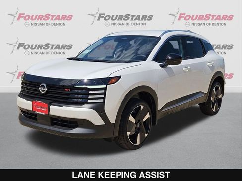 New 2026 Nissan Kicks SR FWD image 9