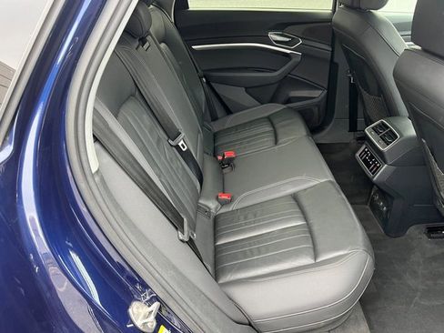 Used 2021 Audi e-tron Premium w/ Convenience Plus Package image 16