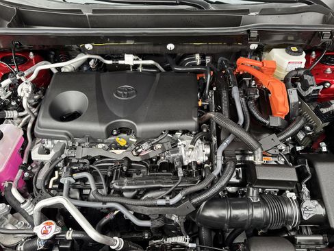 Certified 2025 Toyota RAV4 XSE image 9