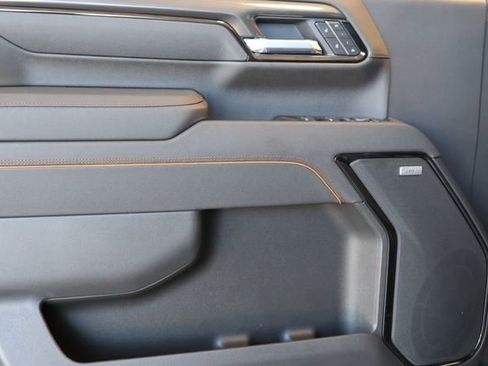 New 2026 GMC Sierra 2500 AT4 w/ AT4 Premium Plus Package image 14