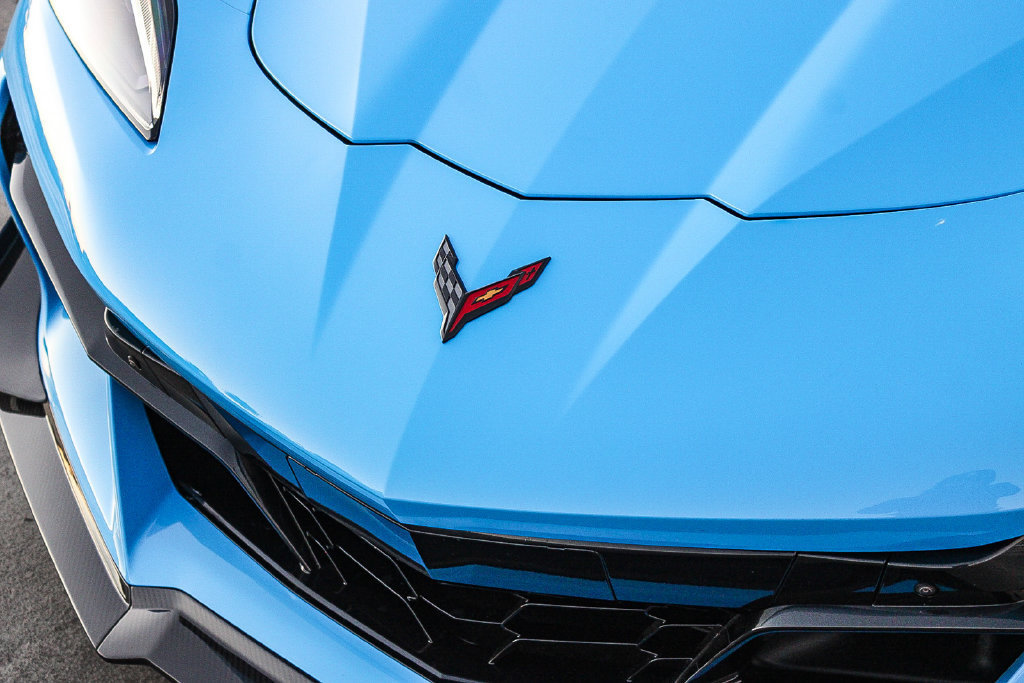 Used 2024 Chevrolet Corvette Z06 RWD image 6