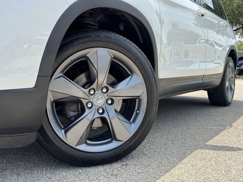 Used 2021 Honda Passport Touring image 2