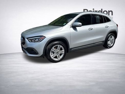 Used 2021 Mercedes-Benz GLA 250 4MATIC image 3