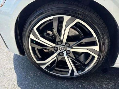Used 2024 Volvo S60 B5 Core AWD/4WD image 13