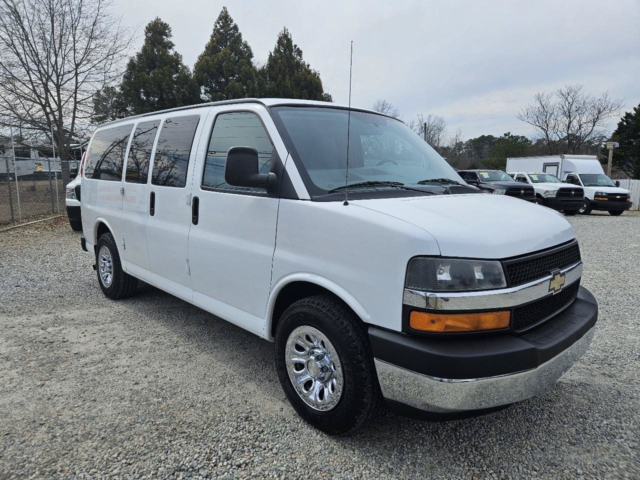 Used 2014 Chevrolet Express 1500 LT w/ LT Preferred Equipment Group AWD/4WD image 7