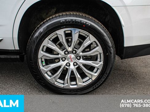 Used 2024 GMC Yukon Denali image 16