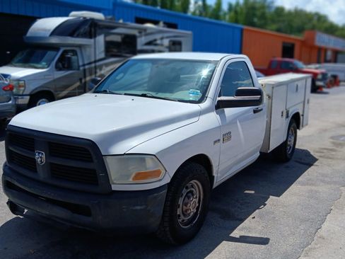 Used 2012 RAM 2500 ST w/ Popular Equipment Group image 2