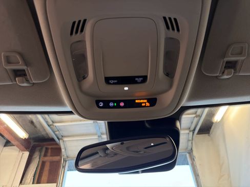 Used 2023 Buick Envision Essence image 53