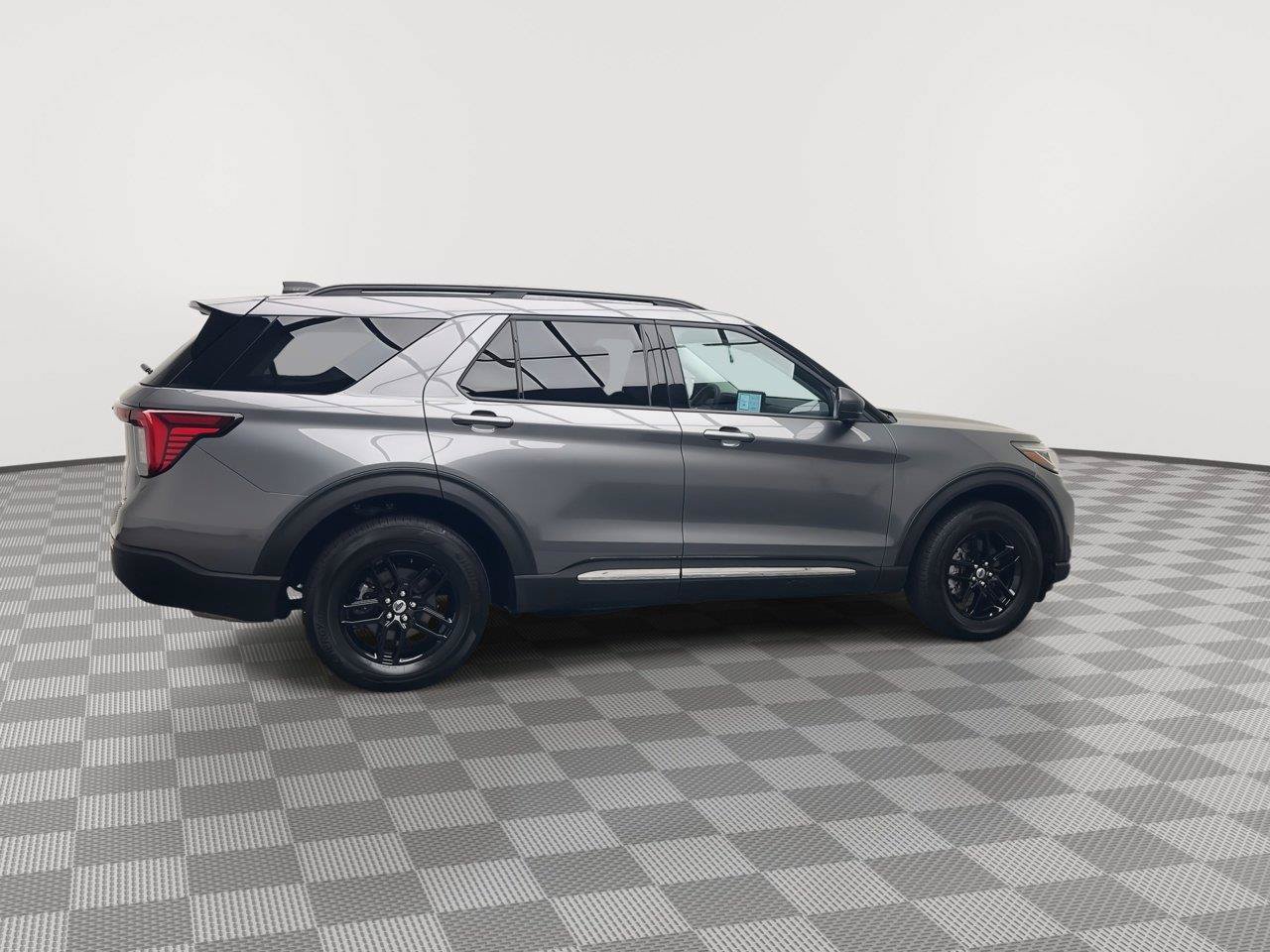 Certified 2025 Ford Explorer Active AWD/4WD image 41