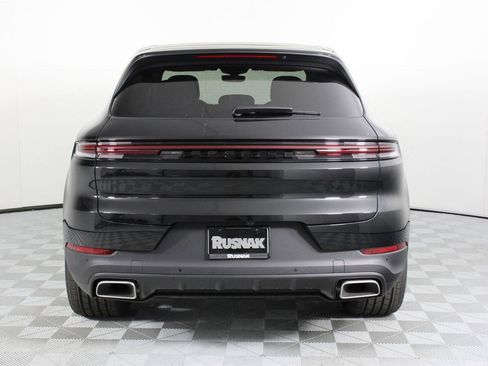 New 2026 Porsche Cayenne image 6