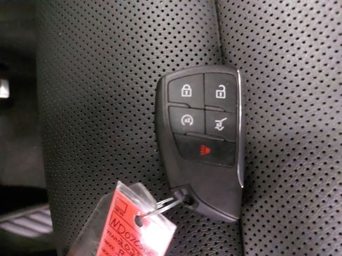 Used 2022 Buick Envision Essence w/ Technology Package II image 37