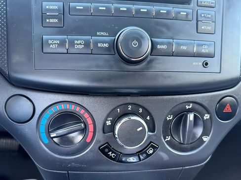 Used 2011 Chevrolet Aveo LT w/ Power and Convenience Package FWD image 14