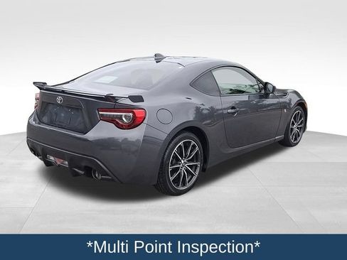 Used 2020 Toyota 86 RWD image 7