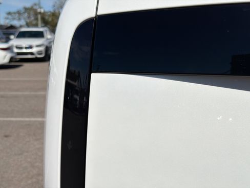 New 2026 Land Rover Range Rover SE image 10