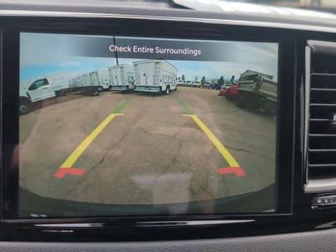 New 2026 Chrysler Voyager LX image 14