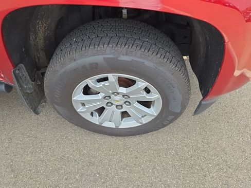 Used 2016 Chevrolet Colorado LT w/ LT Convenience Package AWD/4WD image 2