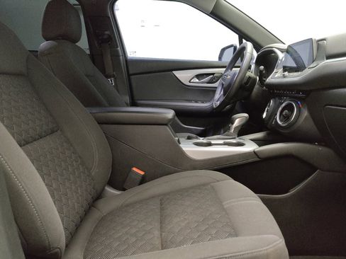 Used 2022 Chevrolet Blazer LT FWD image 21