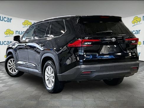 Used 2024 Toyota Grand Highlander AWD image 4