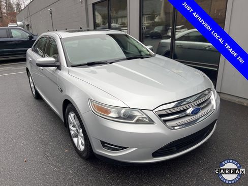 Used 2012 Ford Taurus SEL image 2