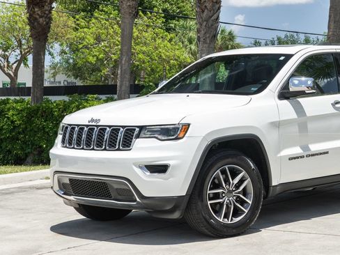 Used 2020 Jeep Grand Cherokee Limited w/ Luxury Group II RWD image 2