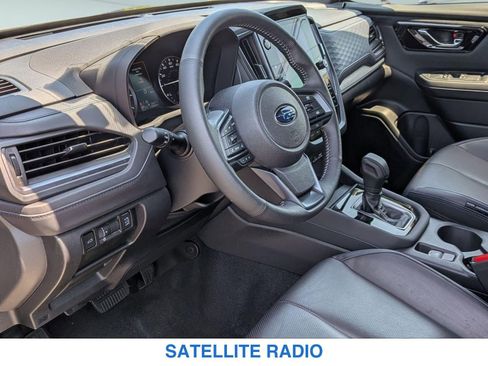 Used 2025 Subaru Forester Limited AWD/4WD image 13
