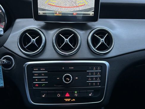 Used 2015 Mercedes-Benz CLA 250 4MATIC image 20